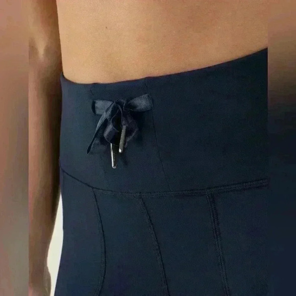 Lululemon Skinny Will Pant size 4 - Picture 4 of 12